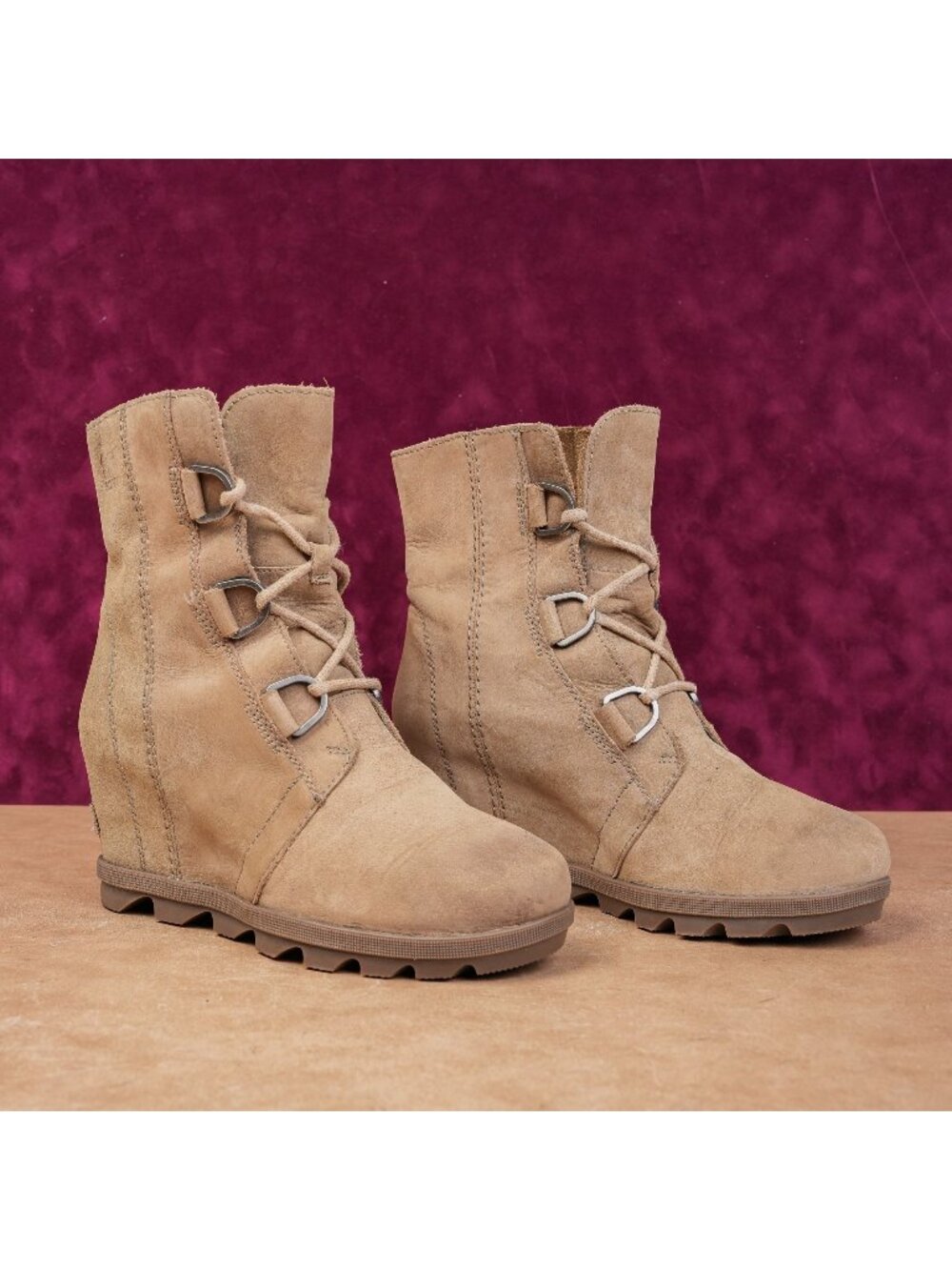Sorel Women Joan Of Arctic Wedge II Distressed Sand Leather Ankle Boots Size 8.5